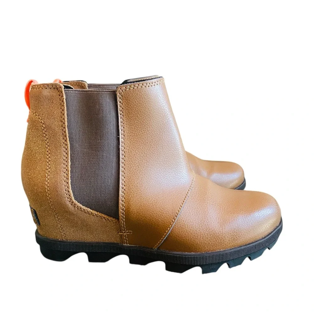Sorel Youth Joan of Arctic Wedge Chelsea Boots